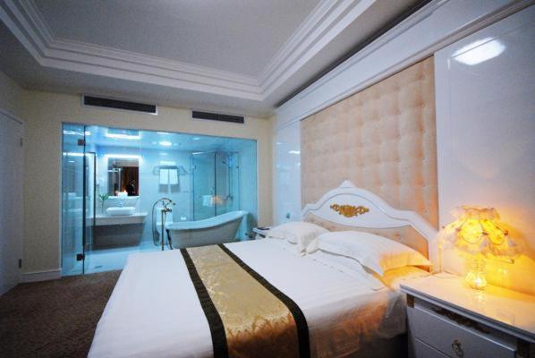 Peach Blossom Castle Otel Şanghay Oda fotoğraf